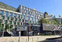 Ausstieg in Andorra la Vella vor dem Fahrradmuseum