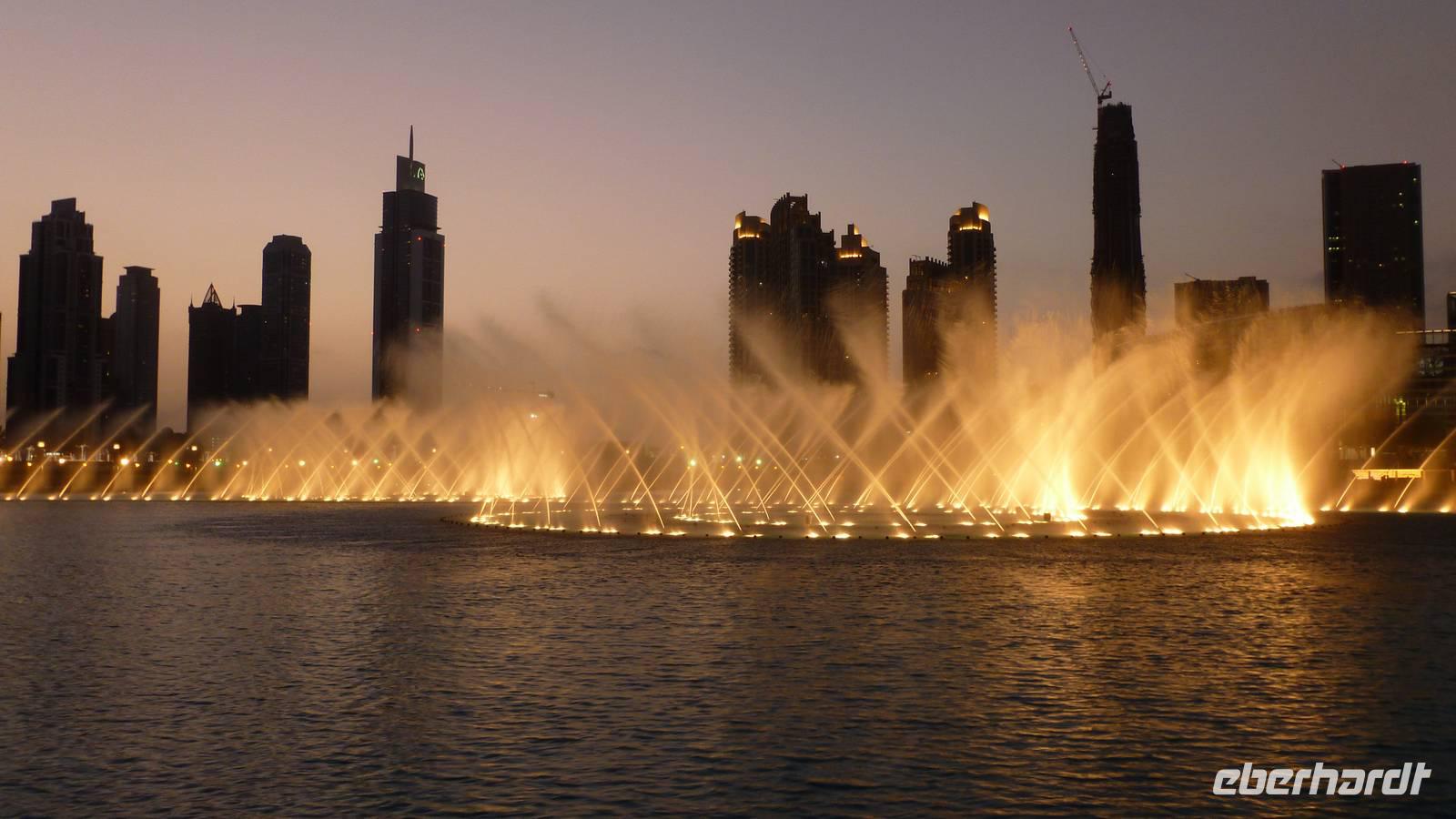Dubai Fountain &ndash; &copy; Frank Nimschowski (Eberhardt TRAVEL)