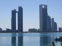Dubai - Oman -  Ausflug nach Abu Dhabi - Skyline &ndash; &copy; Annette Weise (Eberhardt TRAVEL)