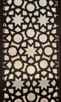 Fentser mit typisch orientalischem Muster im Al Ain Palast Museum &ndash; &copy; Simone Willner (Eberhardt TRAVEL)