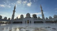 Abu Dhabi Stadtrundfahrt - Scheich-Zayid-Moschee &ndash; &copy; Jacob Spangenberg (Eberhardt TRAVEL)