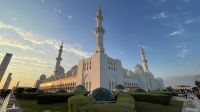 Abu Dhabi Stadtrundfahrt - Scheich-Zayid-Moschee &ndash; &copy; Jacob Spangenberg (Eberhardt TRAVEL)