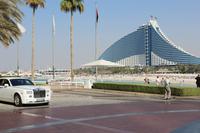 Blick vom Burj al Arab zum Jumeirah Hotel &ndash; &copy; Marcus Richter (Eberhardt TRAVEL)
