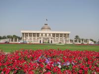 Sharjah - Stadtrundfahrt - Korankreis &ndash; &copy; Jacob Spangenberg (Eberhardt TRAVEL)
