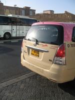 Dubai Ladies Taxi &ndash; &copy; Stefanie Knisse (Eberhardt TRAVEL)