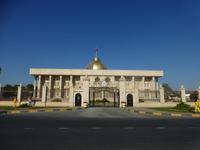 Gerichtsgebäude in Sharjah &ndash; &copy; Sylvia Sann (Eberhardt TRAVEL)