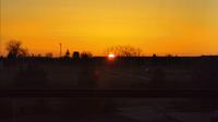 Morgendlicher Sonnenaufgang am Tag der Anreise, Leipzig, Flughafen