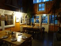 uriges Restaurant in Ushuaia &ndash; &copy; Sylvia Sann (Eberhardt TRAVEL)