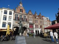 Mariken von Nijmegen + Domhäuser auf den Grote Mark
