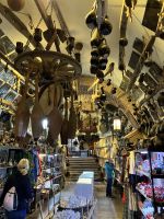 im Andenkenshop &ndash; &copy; Mathias Schirmer (Eberhardt TRAVEL)