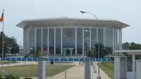 0132 Stadtrundfahrt Colombo - Bandaranaike Memorial Conference Hall &ndash; &copy; Annette Weise (Eberhardt TRAVEL)