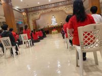 392.1 Abendandacht Fo Guang Shan Kloster, Kaohsiung, Taiwan &ndash; &copy; Teresa Rumpel (Eberhardt TRAVEL)