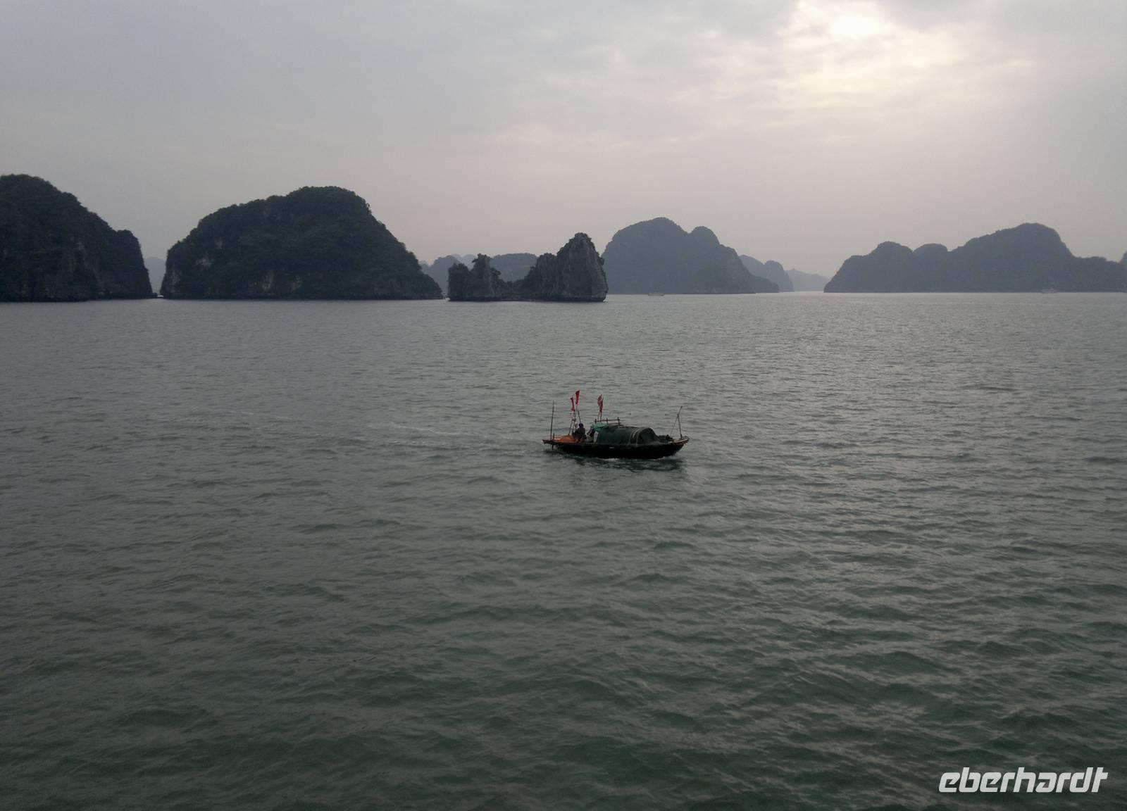 0141a Ha-Long-Bucht &ndash; &copy; Peter Möbius (Eberhardt TRAVEL)