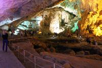 0137 Ha-Long-Bucht Grotte der Bewunderung Hang Sun Sot &ndash; &copy; Peter Möbius (Eberhardt TRAVEL)