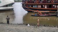 0348 HCMC - Der Saigon-Fluss - Raubfische.jpg &ndash; &copy; Peter Möbius (Eberhardt TRAVEL)