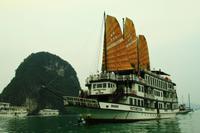 Halong Bucht  &ndash; &copy; Denise Hartmann (Eberhardt TRAVEL)