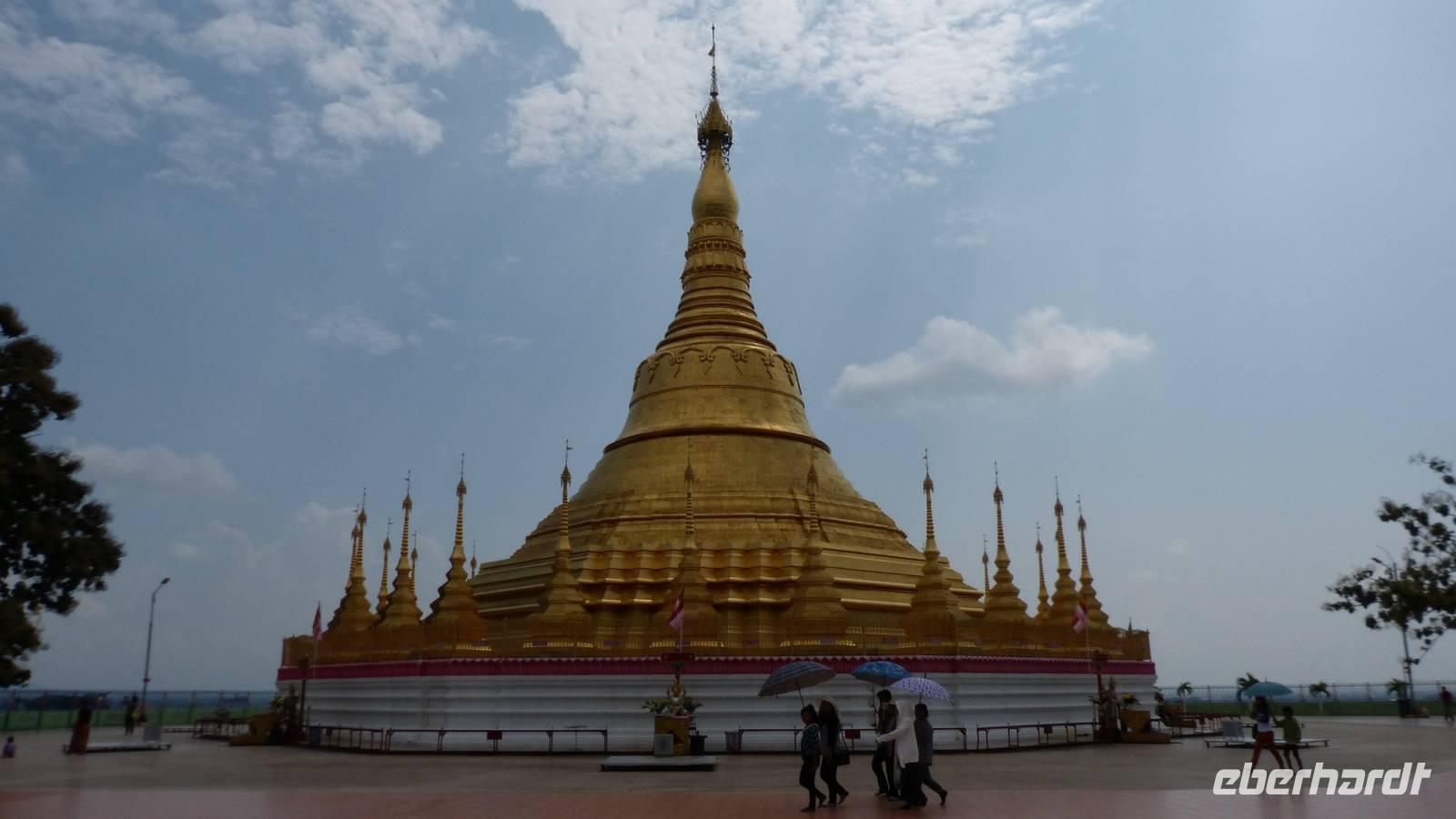 158. Shewdagon Pagode,Tachileik, Myanmar &ndash; &copy; Maria Michel (Eberhardt TRAVEL)
