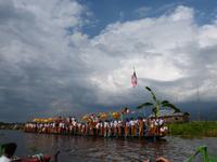 212. Phaungdaw Oo Pagodenfest,  Inle Lake, Myanmar &ndash; &copy; Maria Michel (Eberhardt TRAVEL)