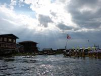 229. Phaungdaw Oo Pagodenfest,  Inle Lake, Myanmar &ndash; &copy; Maria Michel (Eberhardt TRAVEL)