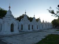 357. Kuthodaw Pagode, Mandalay, Myanmar &ndash; &copy; Maria Michel (Eberhardt TRAVEL)