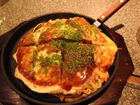 Okonomiyaki &ndash; &copy; Sabine Letzybyll (Eberhardt TRAVEL)