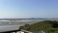 Blick auf Nordkorea am anderen Flussufer &ndash; &copy; Andreas Mandel (Eberhardt TRAVEL)