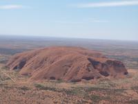 P1030452-Ayers Rock von oben &ndash; &copy; Linda Hartge (Eberhardt TRAVEL)