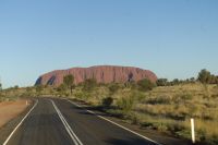 Fahrt zum Uluru, Uluru-Kata-Tjuta-Nationalpark (1).jpg &ndash; &copy; Annika Lembke (Eberhardt TRAVEL)