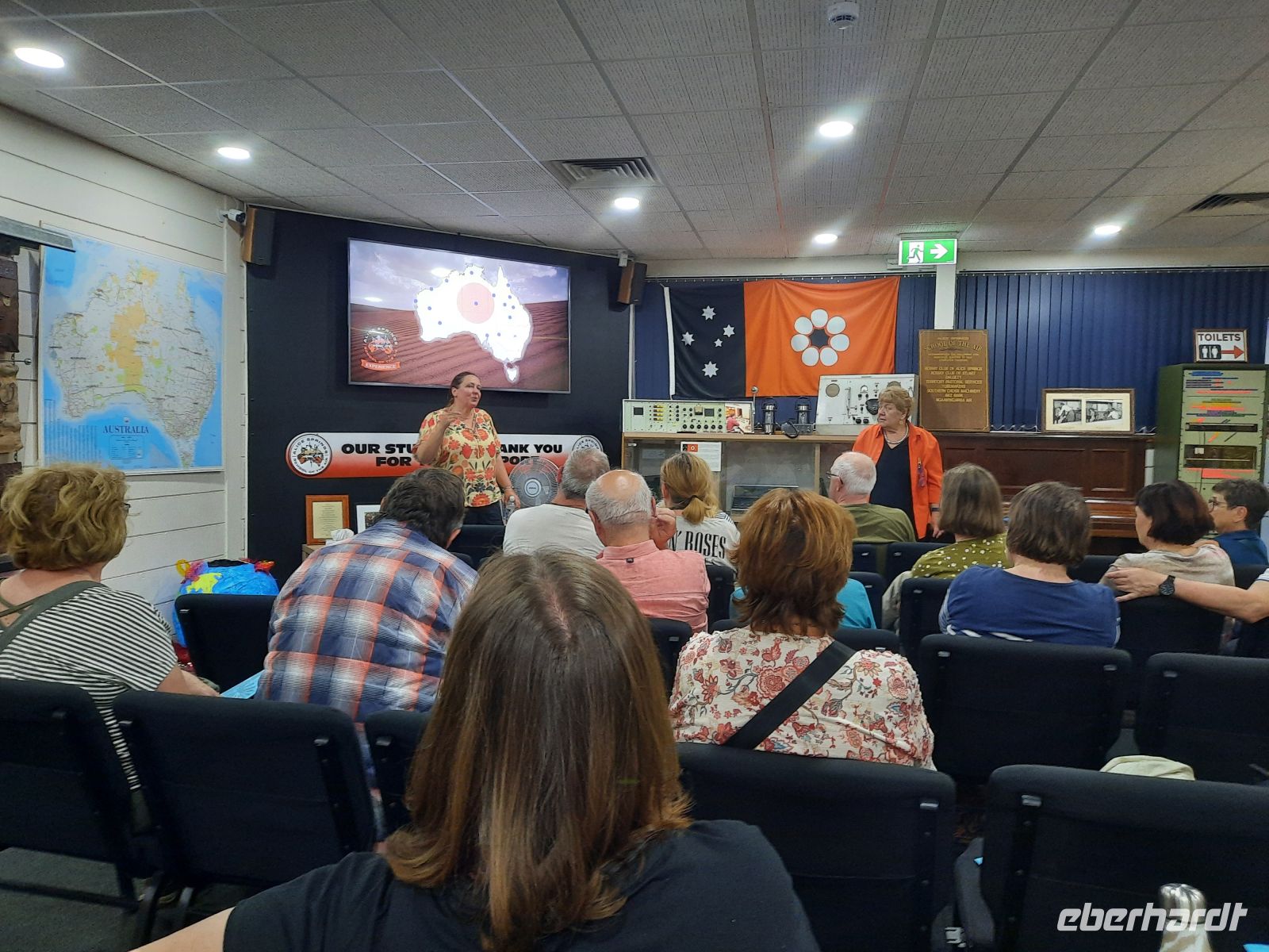 Besuch der School of the Air &ndash; &copy; Gunter Looß (Eberhardt TRAVEL)