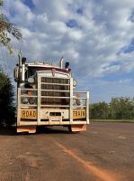 Lkw auf Straße - Marrakai - NT - Australien
