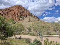 MacDonnel Ranges, Simpsons Gap, Australien &ndash; &copy; Julian Bartsch (Eberhardt TRAVEL)