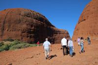 Wanderung am Kata Tjuta &ndash; &copy; Martin Jentzsch (Eberhardt TRAVEL)