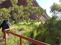 Uluru Walks &ndash; &copy; Sabine Letzybyll (Eberhardt TRAVEL)