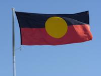 097 Flagge der Aborigines &ndash; &copy; Jens Petzoldt (Eberhardt TRAVEL)