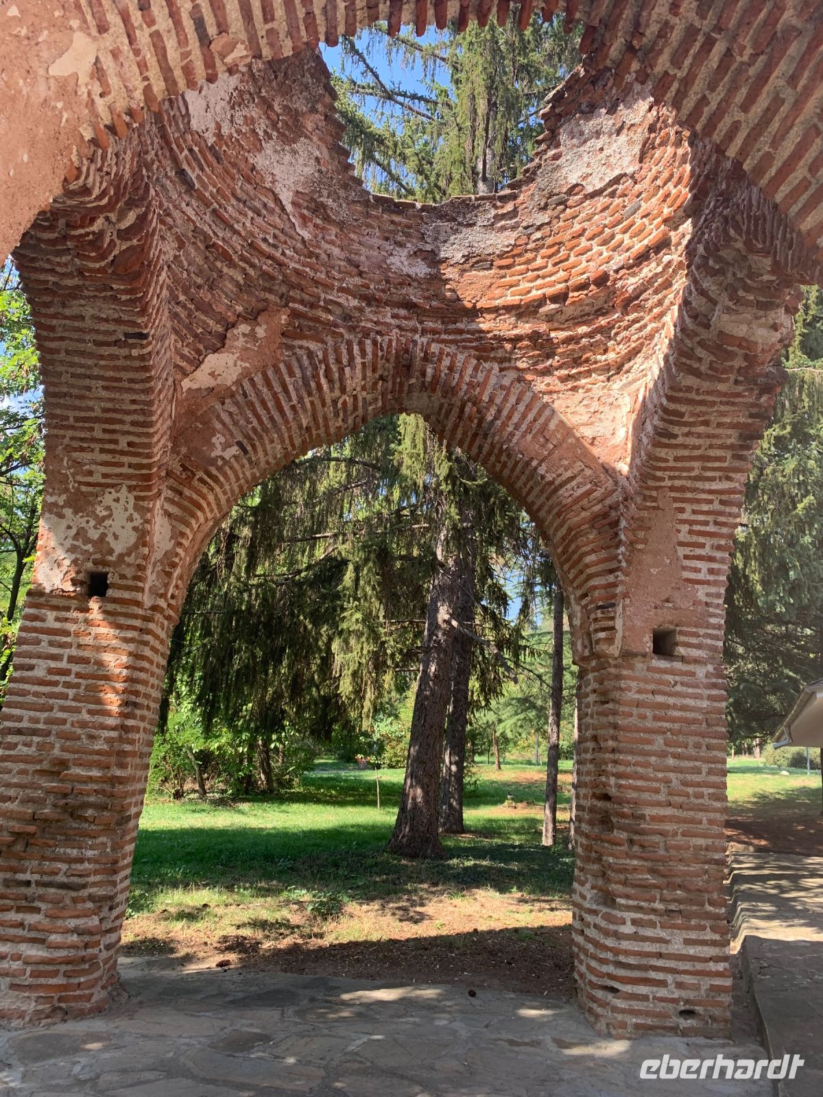 Grabstätte in Kazanlak &ndash; &copy; Madlena Voigt (Eberhardt TRAVEL)
