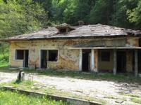 199_Bahnhof an der Strecke zwischen Velingrad und Tscherna Mesta &ndash; &copy; Nadine Schulz (Eberhardt TRAVEL)