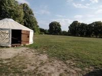 Jurten in Pliska &ndash; &copy; Laura Schwanitz (Eberhardt TRAVEL)