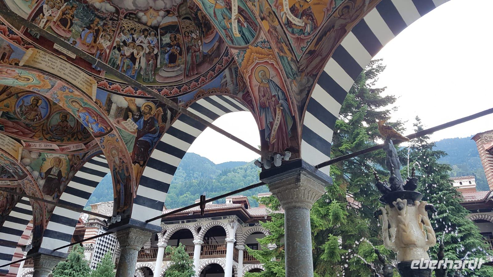 Rila - Kloster &ndash; &copy; Petra Hady (Eberhardt TRAVEL)
