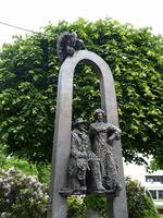 Denkmal JANIS RAINIS und seiner Frau ASPAZIA &ndash; &copy; Steffi Zimmermann (Eberhardt TRAVEL)