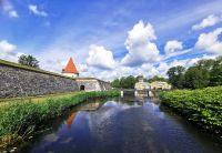Kitsch pur, Arensburg  &ndash; &copy; Simone Willner (Eberhardt TRAVEL)