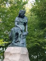 Tallinn - Denkmal Linda auf dem Domberg(3).jpg &ndash; &copy; Steffi Lambrecht (Eberhardt TRAVEL)