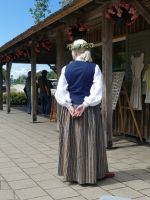 Turaida -Sonnenwende Tracht &ndash; &copy; Steffi Zimmermann (Eberhardt TRAVEL)