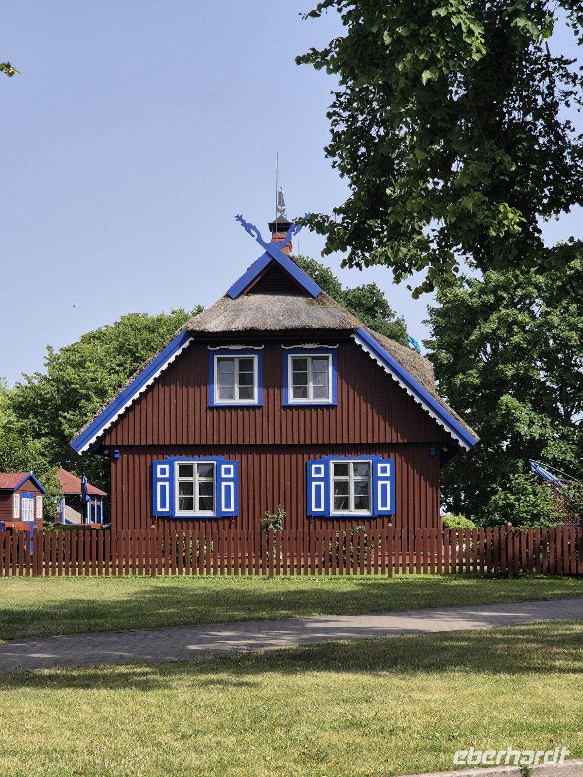 Tag 4 - Kurische Nehrung - Typisches Haus 2 &ndash; &copy; Jana Wessendorf (Eberhardt TRAVEL)