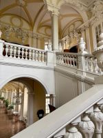 Herrschaftliches Treppenhaus &ndash; &copy; Carmen Kiefer (Eberhardt TRAVEL)