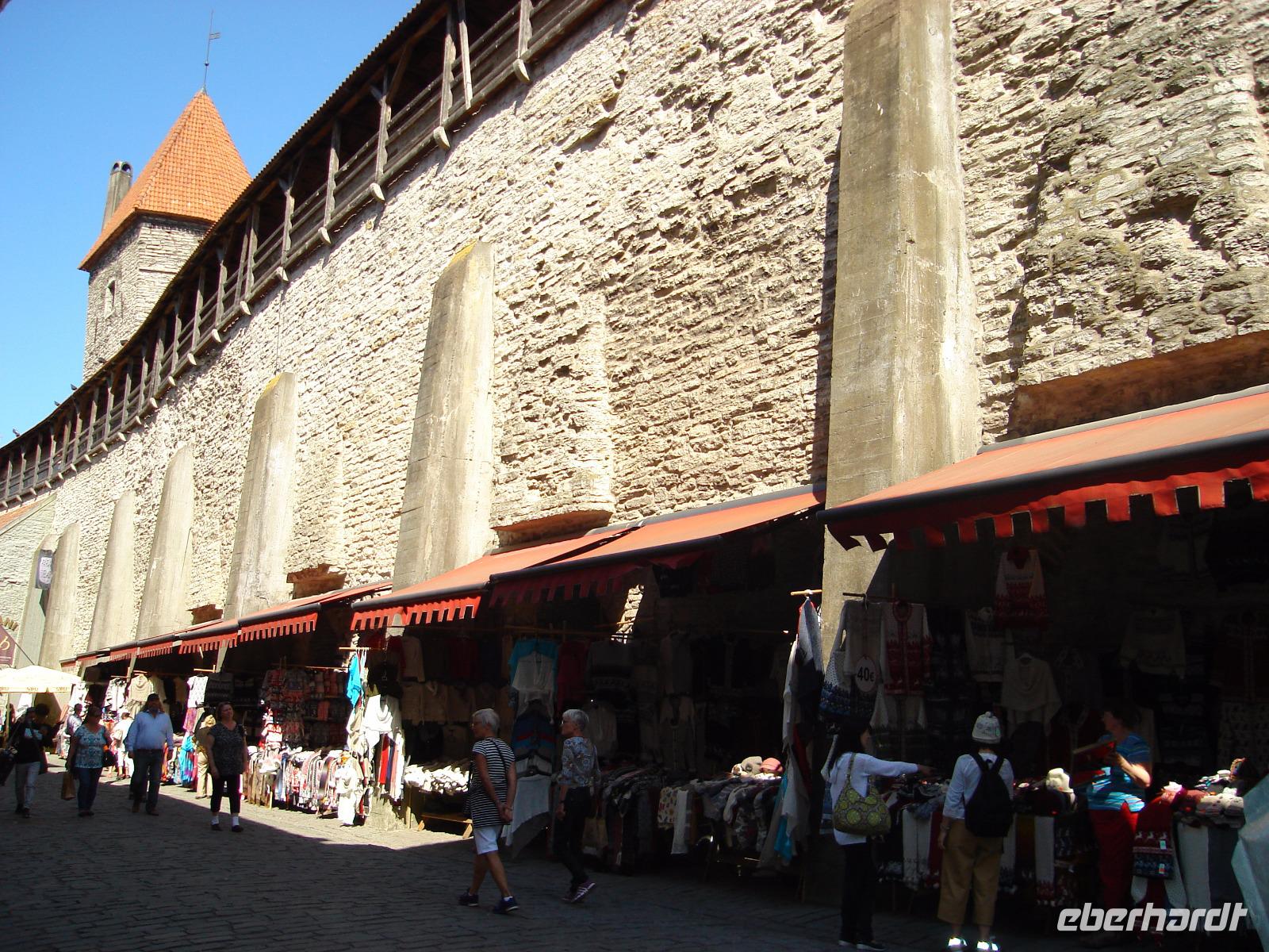 Tallinn: Stadtmauer &ndash; &copy; Inge Bily (Eberhardt TRAVEL)