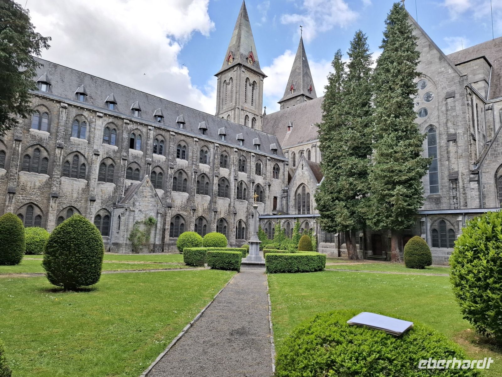 Abtei Maredsous &ndash; &copy; Dr. Michael Krause (Eberhardt TRAVEL)