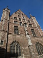 Antwerpen, die Fleischhalle. Das Mauerwerk scheint zart durchzogen zu sein... &ndash; &copy; Vivian Kreft (Eberhardt TRAVEL)