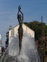 Verviers, Schokolade macht schlank. Der Brunnen vor der Chocolaterie &ndash; &copy; Vivian Kreft (Eberhardt TRAVEL)
