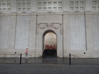 Ypern, das Kriegerdenkmal Meensepoort mit 54.896 Namen. &ndash; &copy; Vivian Kreft (Eberhardt TRAVEL)