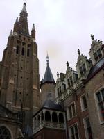 Tag 4 - 4 - Liebfrauenklirche und deren Hof in Brugge (1) &ndash; &copy; Sabine Heitzer (Eberhardt TRAVEL)